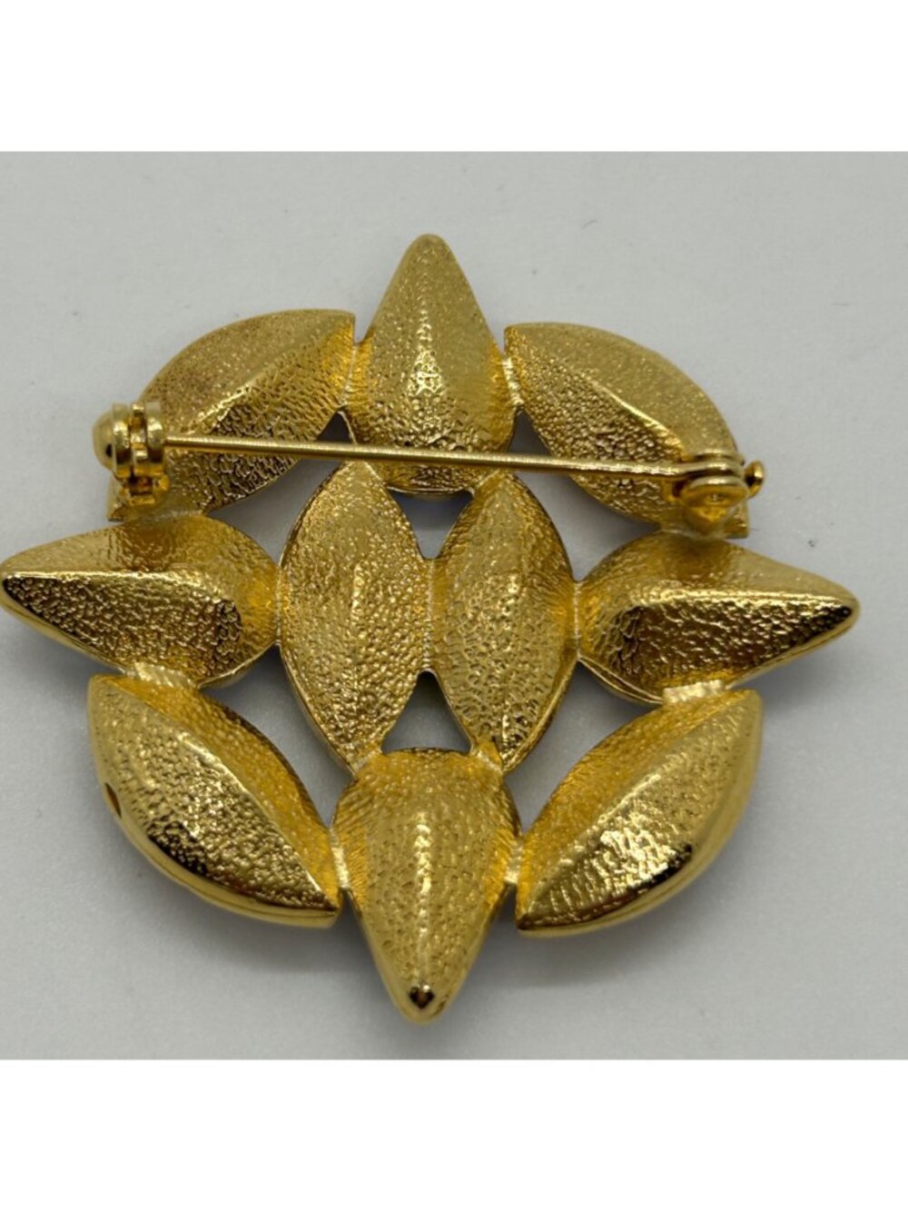 Vintage Gold Tone Multi-Color Brooch Pin Jewel Colored Rhinestone Statement 1990 - Picture 4 of 12